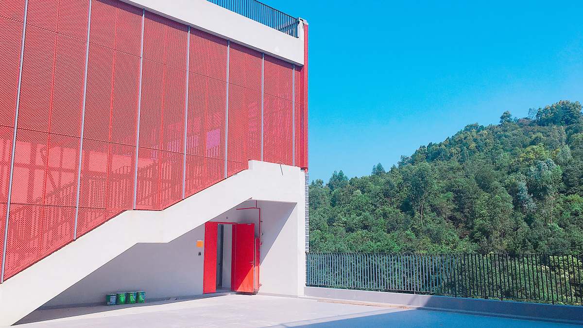 chinese university of hong kong (shenzhen) red and white tinted glass building shenzhen shi